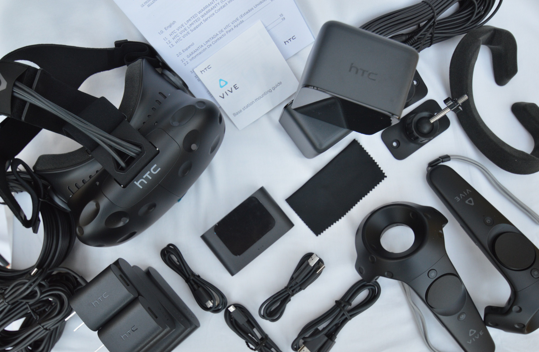 HTC Vive Consumer Edition Has Landed, We Unbox Room-scale VR