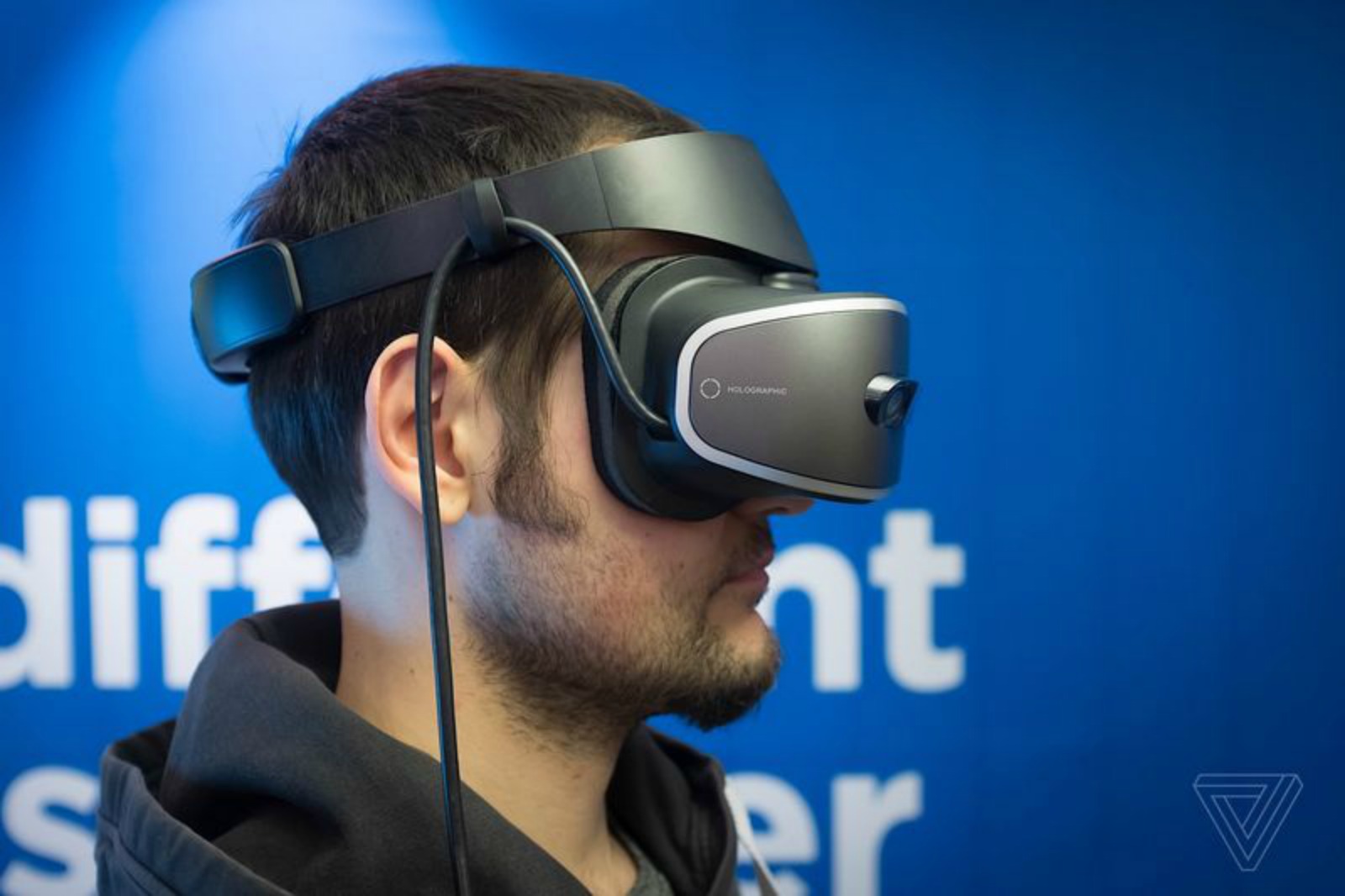 Lenovo S New Vr Headset Packs More Pixels At Lower Weight Cost Than Rift And Vive Road To Vr