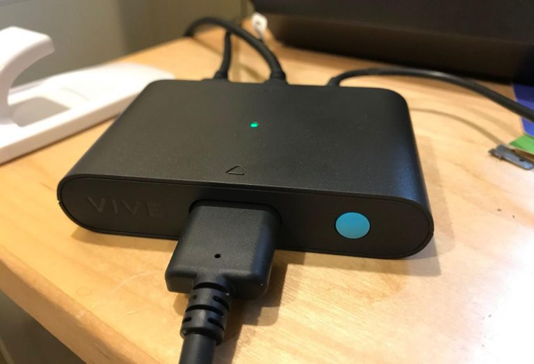 HTC Vive Pro to Arrive With Redesigned Link Box Featuring DisplayPort and Power Button