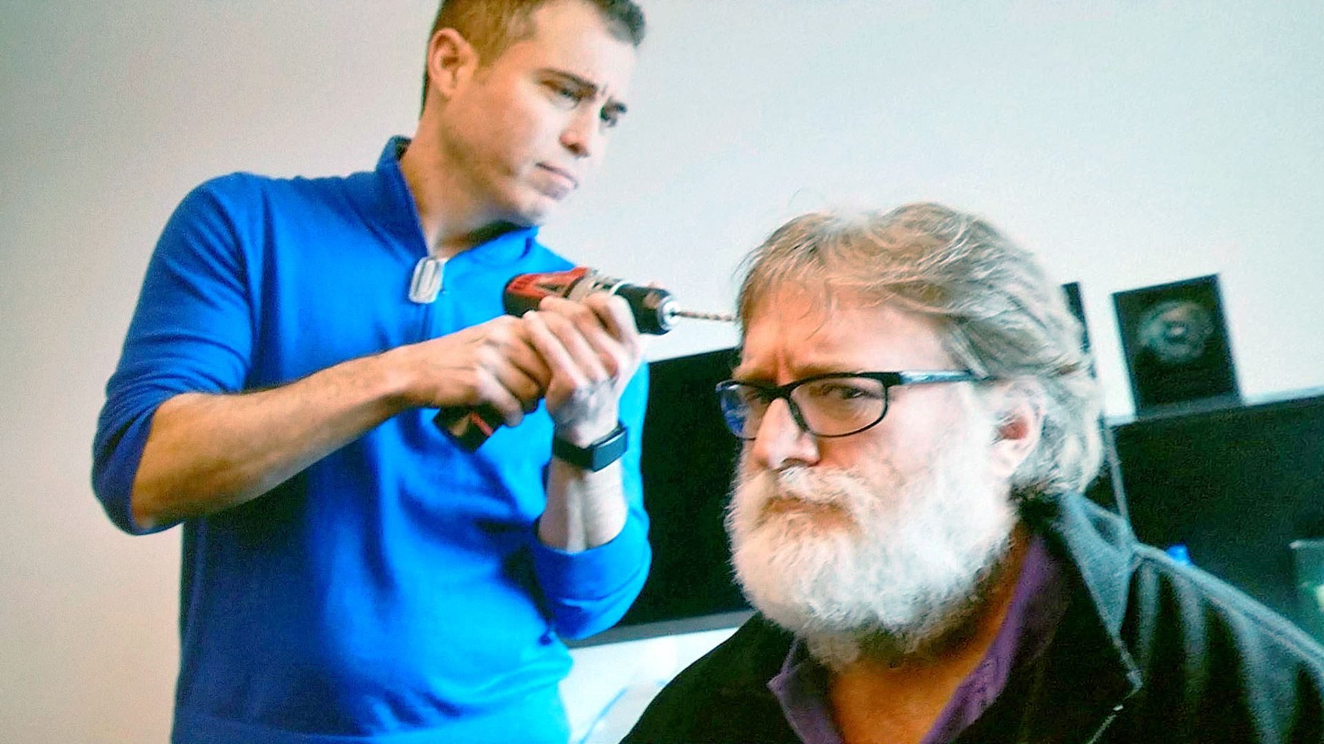 Gabe Newell prefers Xbox over PlayStation, talks about brain computing  again